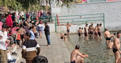 एकादशी पर रेणुका जी में शाही स्नान, हजारों श्रद्धालुओं ने लगाई आस्था की डुबकी